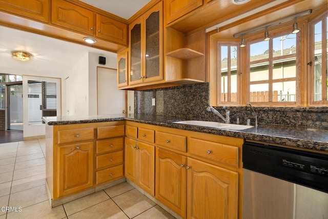 259 Acacia St, Altadena, CA 91001 - photo 13