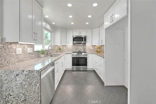 28399 Ashford Ct, Highland, CA 92346 - photo 20