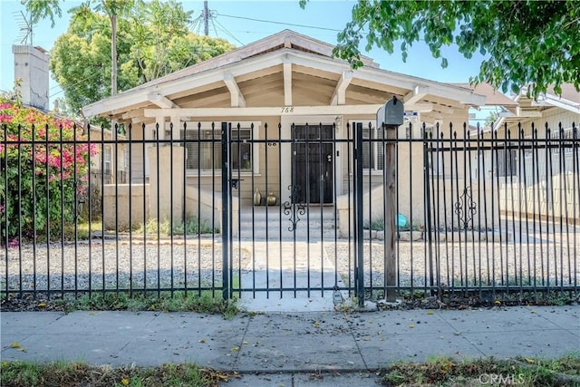 768 E 52nd Pl, Los Angeles, CA 90011 - photo 22