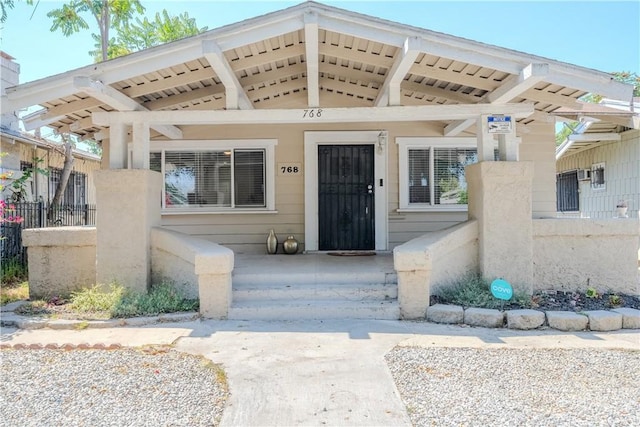 768 E 52nd Pl, Los Angeles, CA 90011 - photo 1