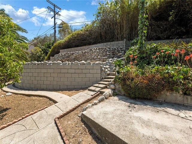 6222 Glen Airy St, Los Angeles, CA 90068 - photo 34