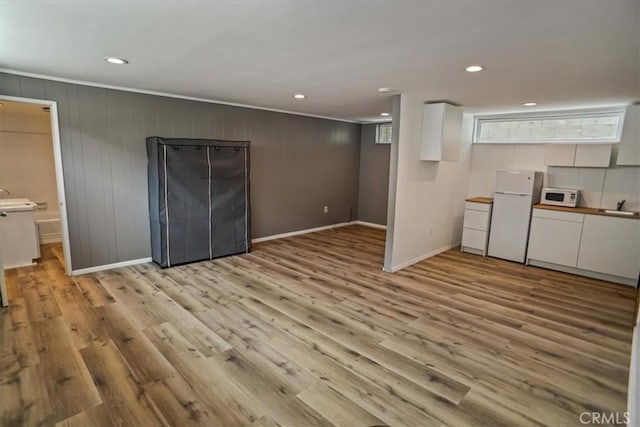 914 E Grinnell Dr, Burbank, CA 91501 - photo 33