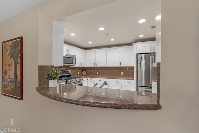 305 Arnaz Dr Unit 103, Los Angeles, CA 90048 - photo 12