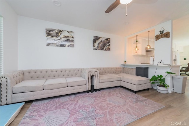 521 S Lyon St Unit 11, Santa Ana, CA 92701 - photo 2