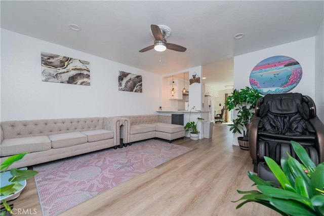 521 S Lyon St Unit 11, Santa Ana, CA 92701 - photo 3