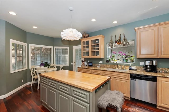 26746 Oakmont Dr, Lake Arrowhead, CA 92352 - photo 3