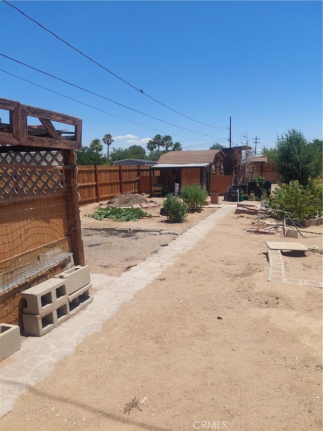 14976 Luna Rd, Victorville, CA 92392 - photo 58