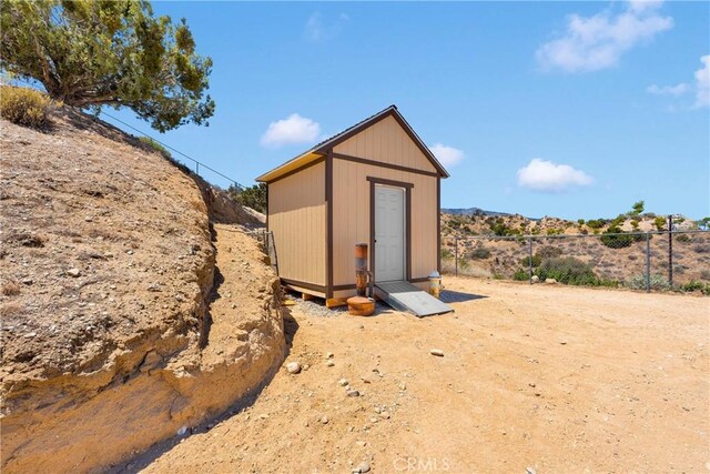 8316 Lona Ln, Pinon Hills, CA 92372 - photo 36