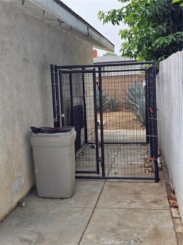 13966 Fox St, San Fernando, CA 91340 - photo 29