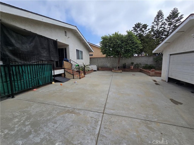 13966 Fox St, San Fernando, CA 91340 - photo 23