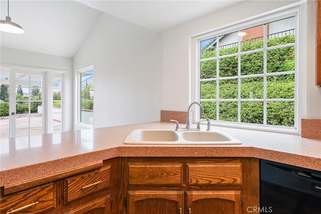 614 S Pathfinder Trl, Anaheim Hills, CA 92807 - photo 14