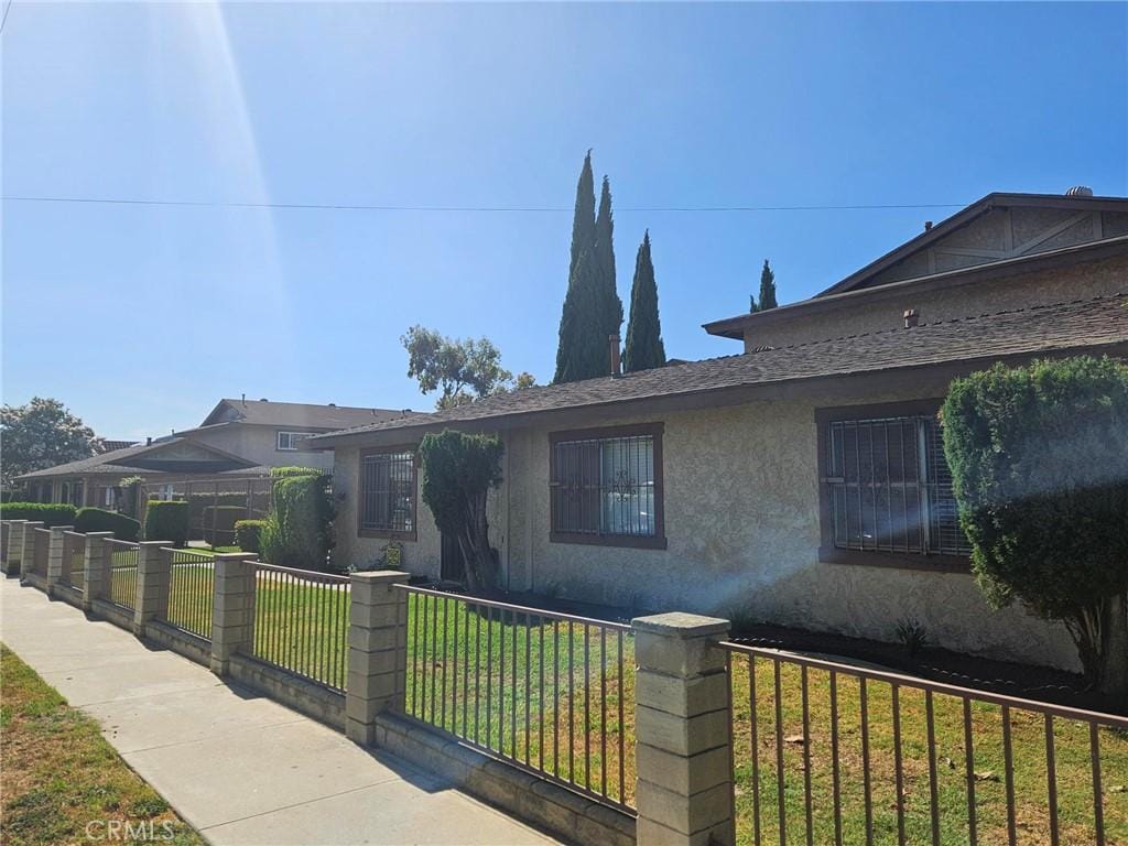 7260 Richfield St Unit 318, Paramount, CA 90723 - photo 2