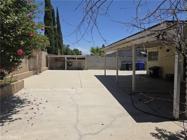 1028 W Woodcrest St, Bloomington, CA 92316 - photo 18