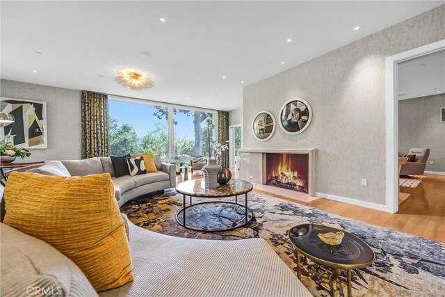935 Hillcrest Pl, Pasadena, CA 91106 - photo 5