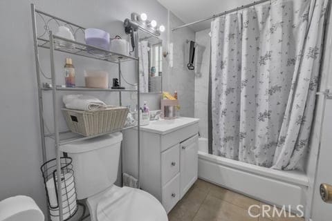 11609 208th St, Lakewood, CA 90715 - photo 15