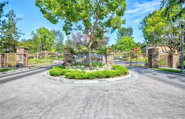 14055 Santa Barbara St, La Mirada, CA 90638 - photo 55