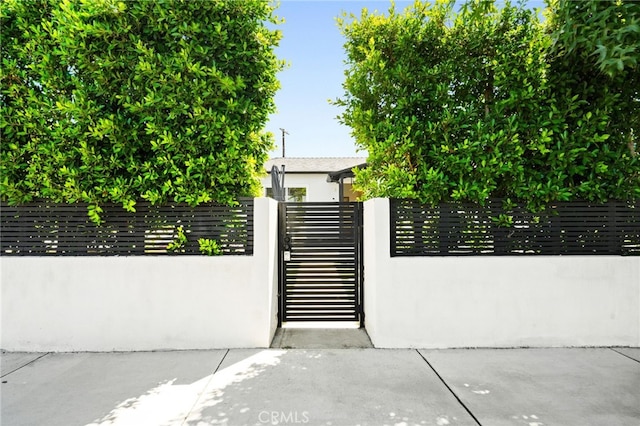 8114 Coldwater Canyon Ave, North Hollywood, CA 91605 - photo 5