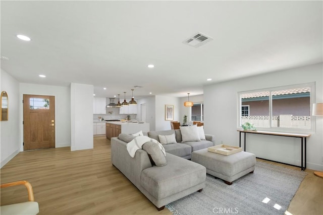 2713 N Larchmont Ave, Santa Ana, CA 92705 - photo 9
