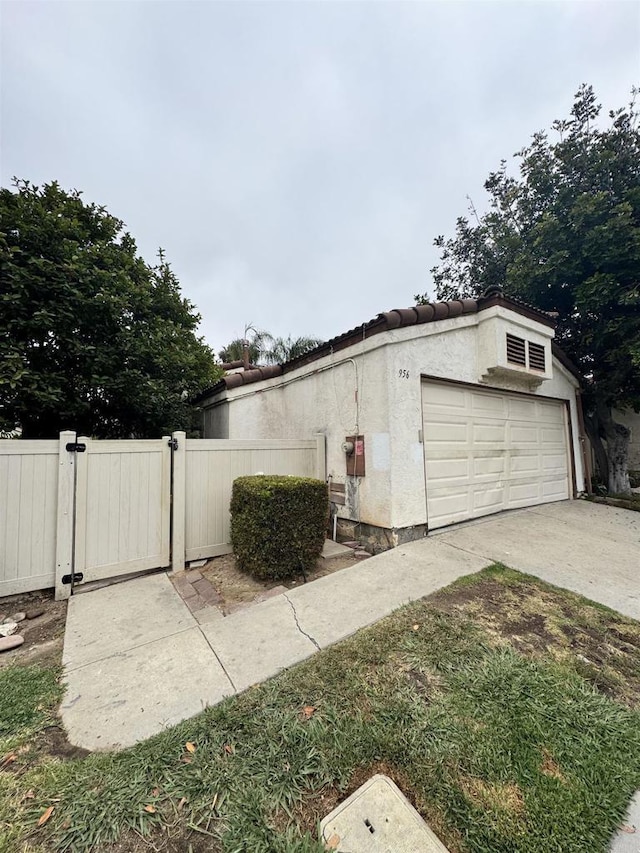 956 S 45th St, San Diego, CA 92113 - photo 1