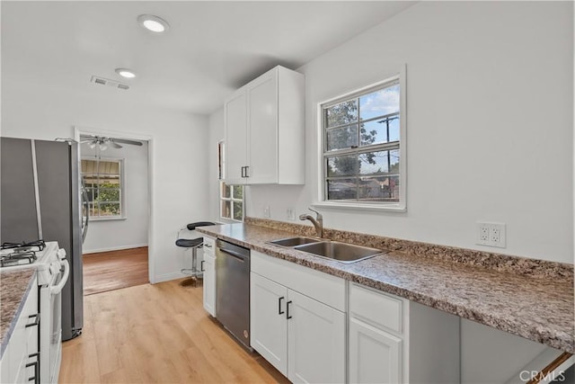 7752 Ostrom Ave, Lake Balboa, CA 91406 - photo 8