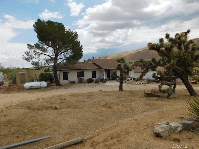 9573 Buena Vista St, Apple Valley, CA 92308 - photo 1