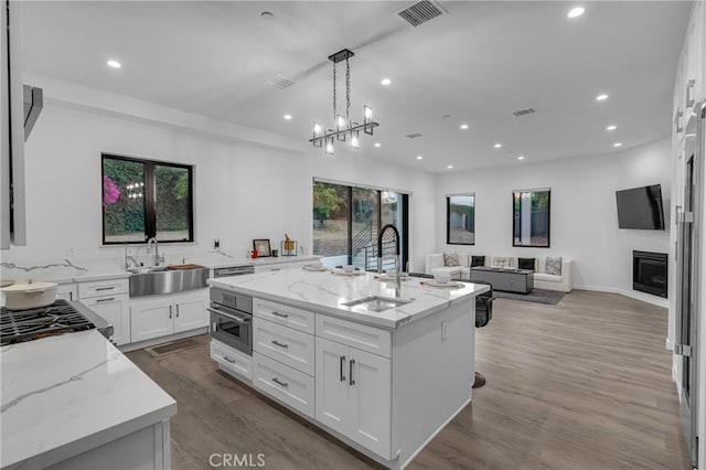 5196 Orange Pl, Los Angeles, CA 90008 - photo 14