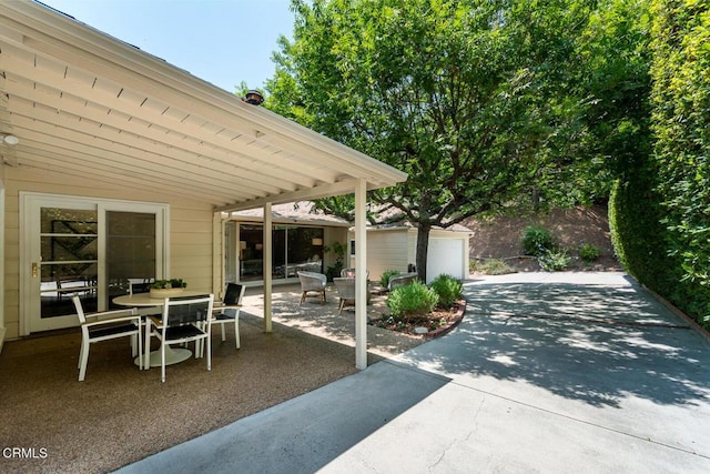 423 Devonshire Ln, Glendale, CA 91206 - photo 37