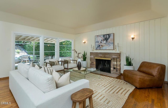 423 Devonshire Ln, Glendale, CA 91206 - photo 6