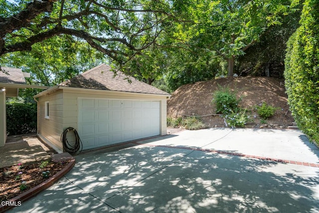 423 Devonshire Ln, Glendale, CA 91206 - photo 43