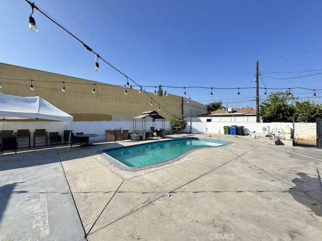 9638 Woodman Ave, Arleta, CA 91331 - photo 11