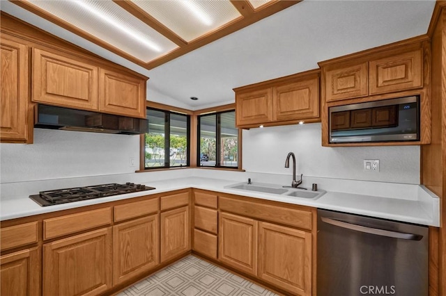 14141 Clarissa Ln, North Tustin, CA 92705 - photo 17