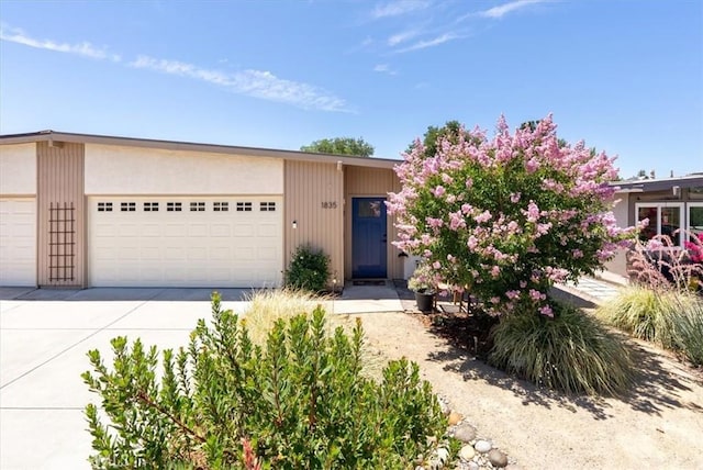 1835 Kings Dr, Paso Robles, CA 93446 - photo 1