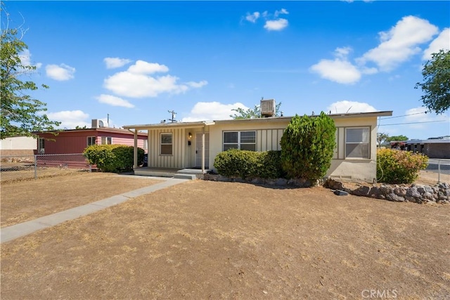 1303 W Ivesbrook St, Lancaster, CA 93534 - photo 2