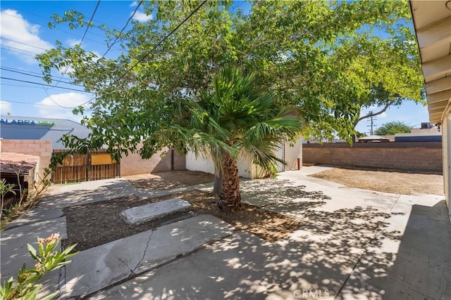 1303 W Ivesbrook St, Lancaster, CA 93534 - photo 29
