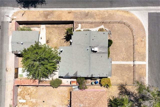 1303 W Ivesbrook St, Lancaster, CA 93534 - photo 38