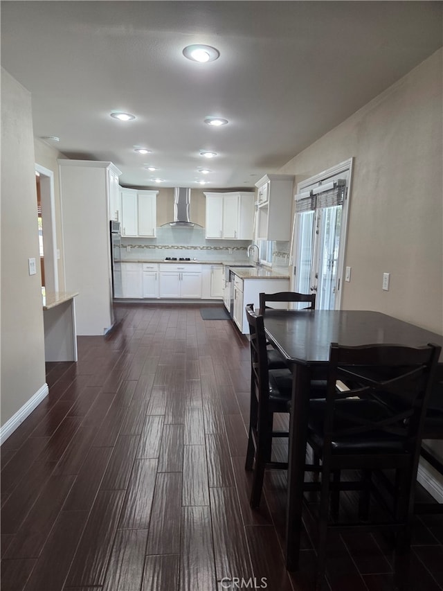 9910 Hanna Ave, Chatsworth, CA 91311 - photo 2