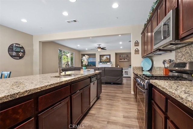 30082 Whembly Cir, Menifee, CA 92584 - photo 13