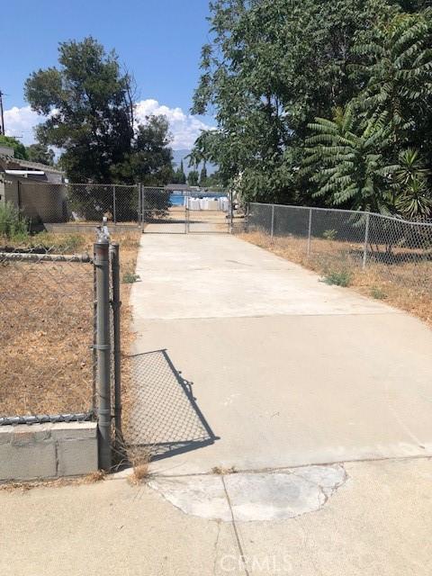 754 W Belmont St, Ontario, CA 91762 - photo 1