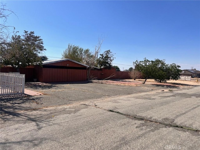 13227 Flint St, North Edwards, CA 93523 - photo 4