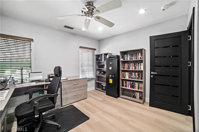 19405 Collier St, Tarzana, CA 91356 - photo 26
