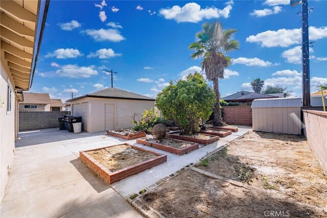 8625 Songfest Dr, Pico Rivera, CA 90660 - photo 23