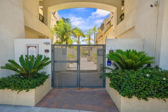 7725 El Cajon Blvd Unit 4, La Mesa, CA 91942 - photo 2