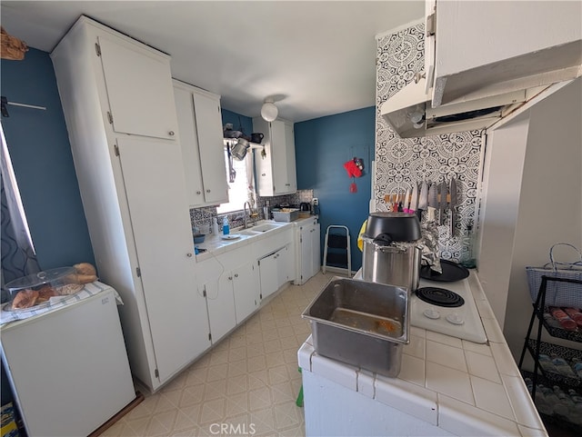 2120 Carmona Ave, Los Angeles, CA 90016 - photo 8