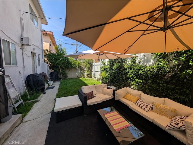 2120 Carmona Ave, Los Angeles, CA 90016 - photo 2