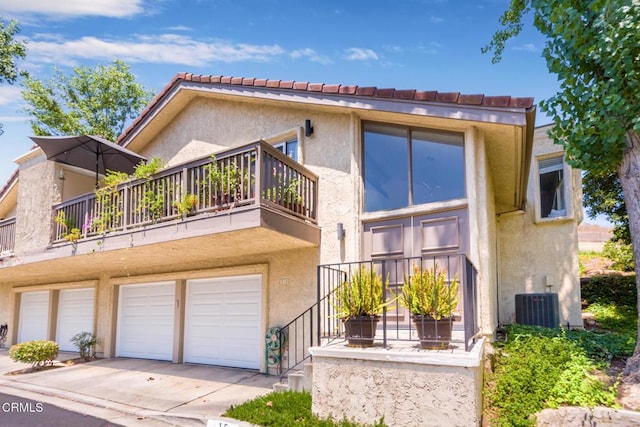 15 Sparrowhawk Ln, Oak Park, CA 91377 - photo 1
