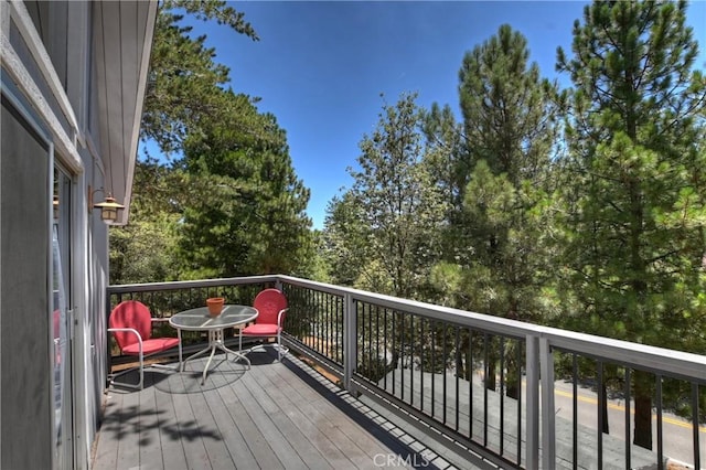 27230 Peninsula Dr, Lake Arrowhead, CA 92352 - photo 15