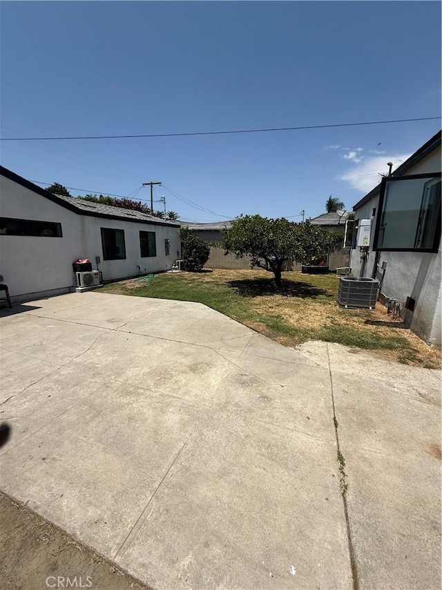 509 S Pearl Ave, Compton, CA 90221 - photo 13
