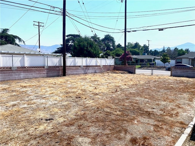 402 Baldwin Ave, Redlands, CA 92374 - photo 4