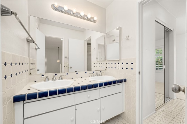 7667 Whitewater Dr, Huntington Beach, CA 92648 - photo 15