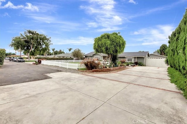 692 E Fellows Dr, Orange, CA 92865 - photo 5